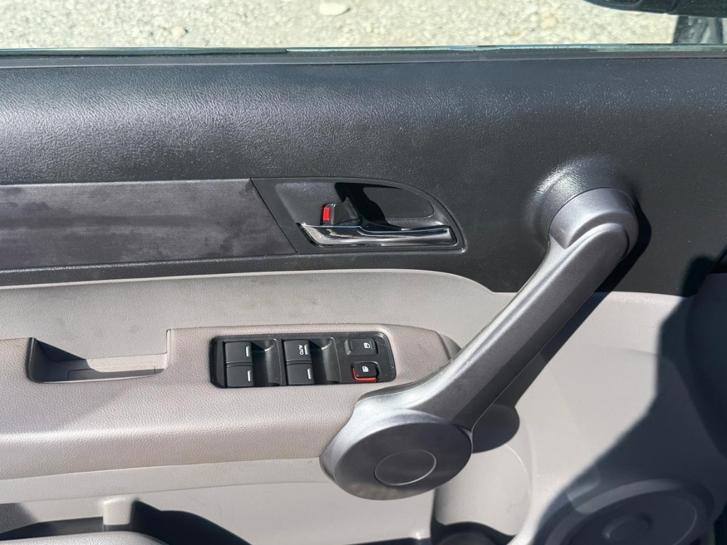 Honda CR-V Vehicle Full-screen Gallery Image 19