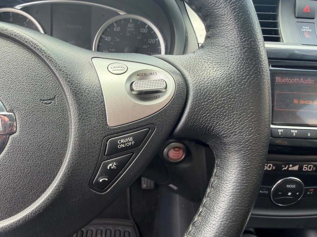 Nissan Sentra Vehicle Full-screen Gallery Image 20