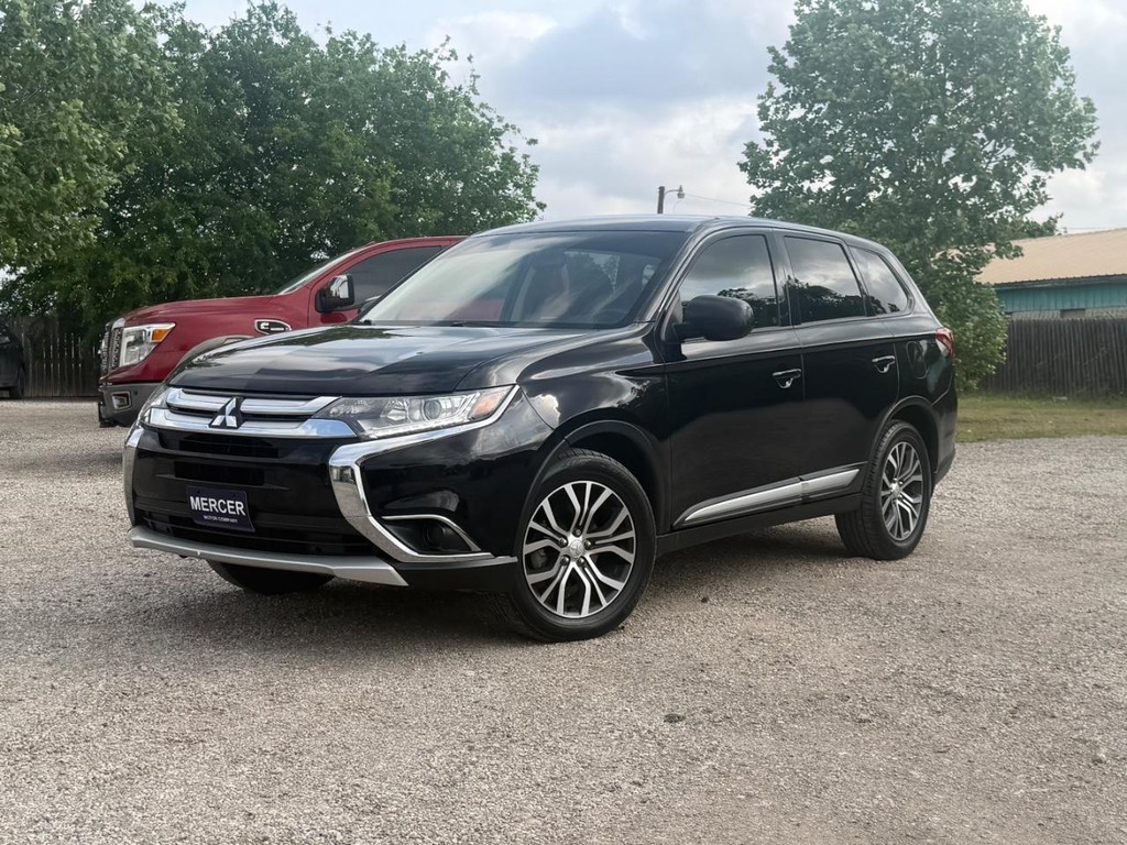 Mitsubishi Outlander Vehicle Full-screen Gallery Image 09