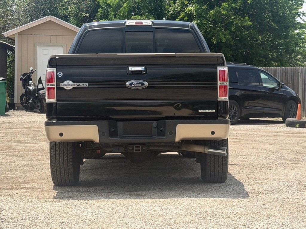 Ford F-150 Vehicle Full-screen Gallery Image 4