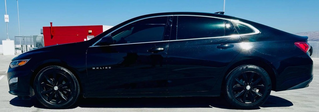 Chevrolet Malibu Vehicle Full-screen Gallery Image 03