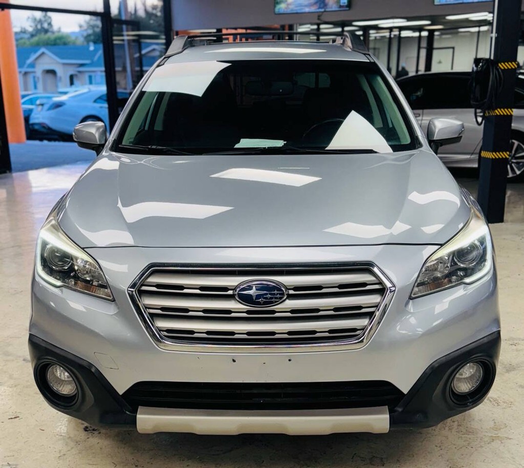 Subaru Outback Vehicle Full-screen Gallery Image 04