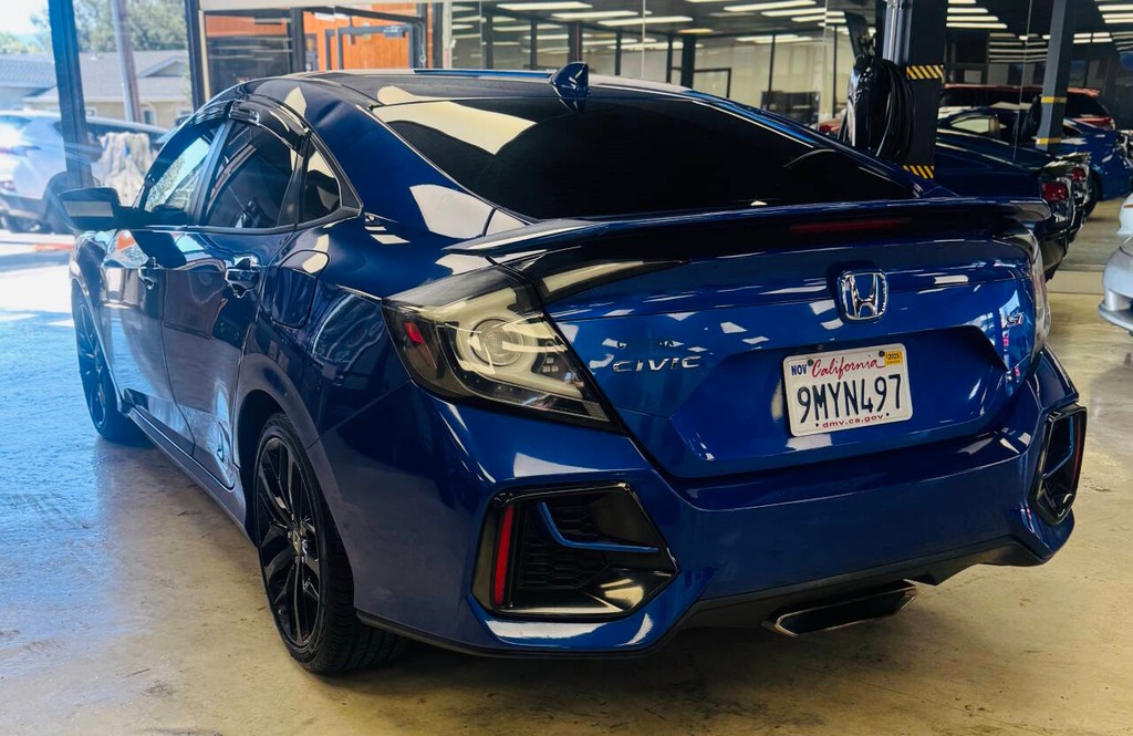 Honda Civic Si Sedan Vehicle Full-screen Gallery Image 04