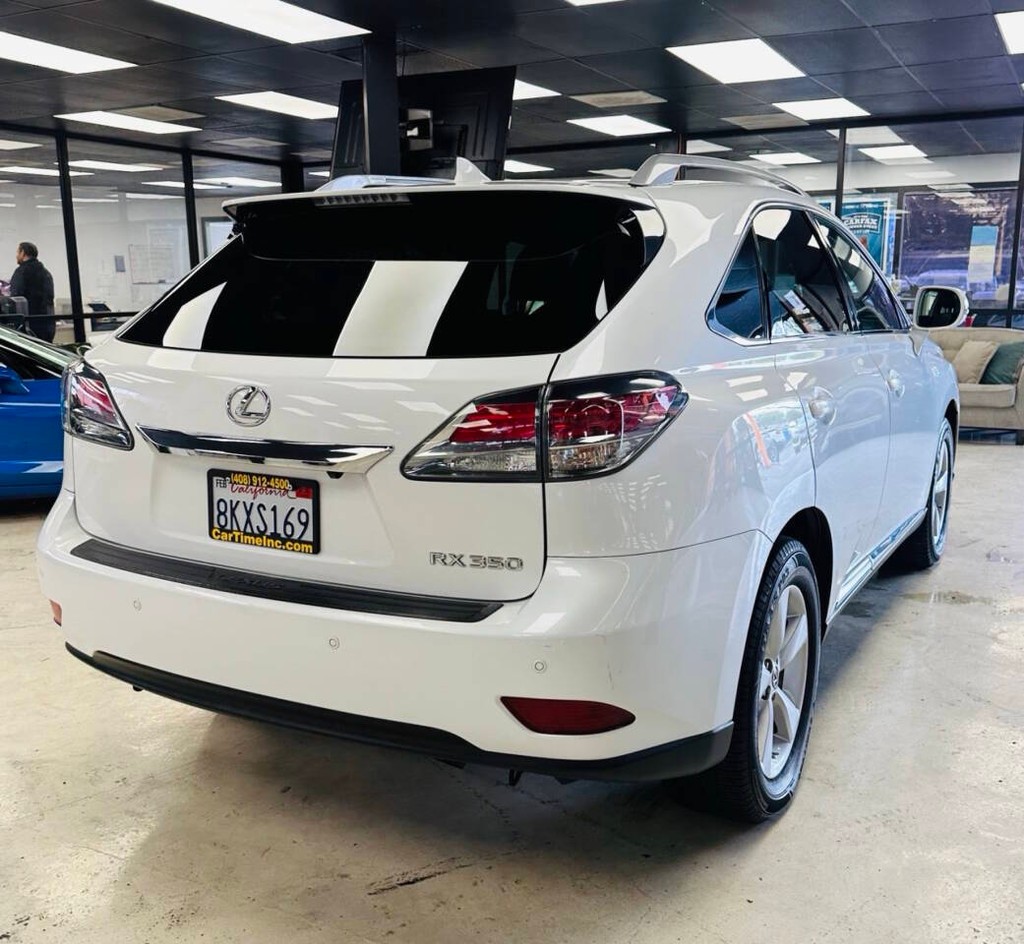 Lexus RX 350 Vehicle Full-screen Gallery Image 03