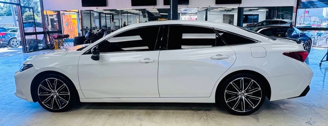 more details - toyota avalon