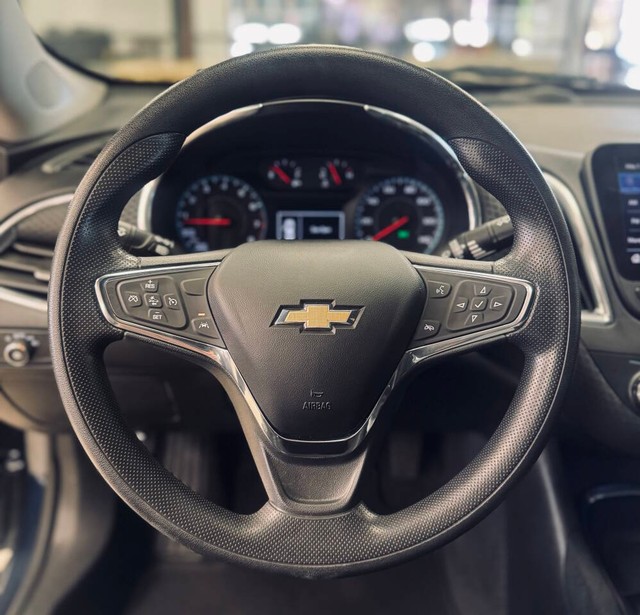 Chevrolet Malibu Vehicle Full-screen Gallery Image 07