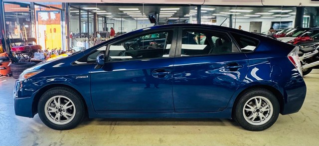 more details - toyota prius