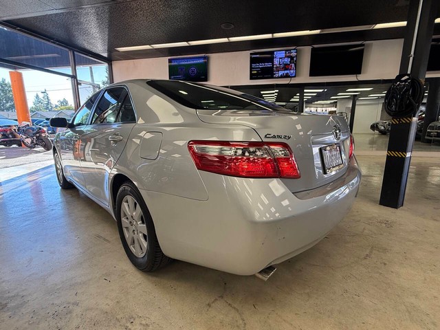 more details - toyota camry