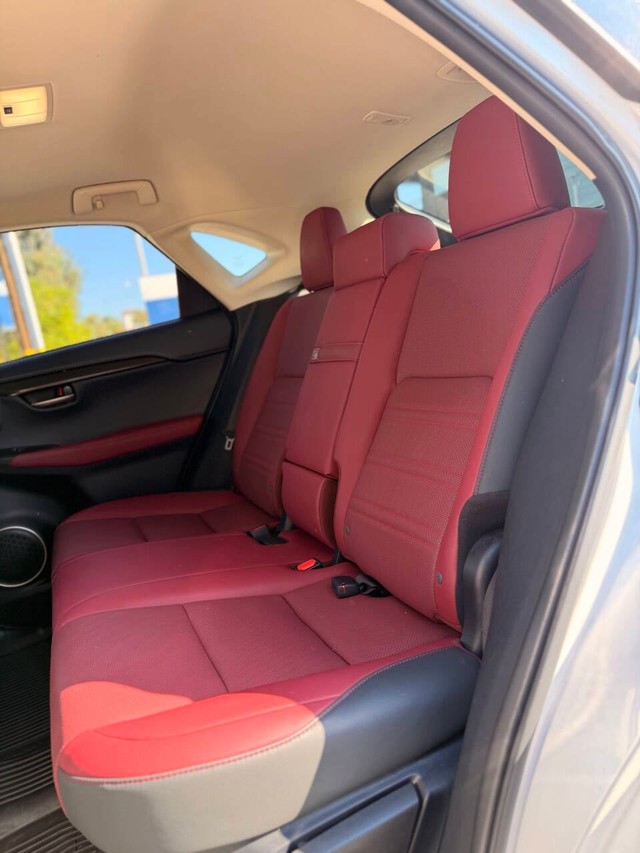 Lexus NX Vehicle Full-screen Gallery Image 13