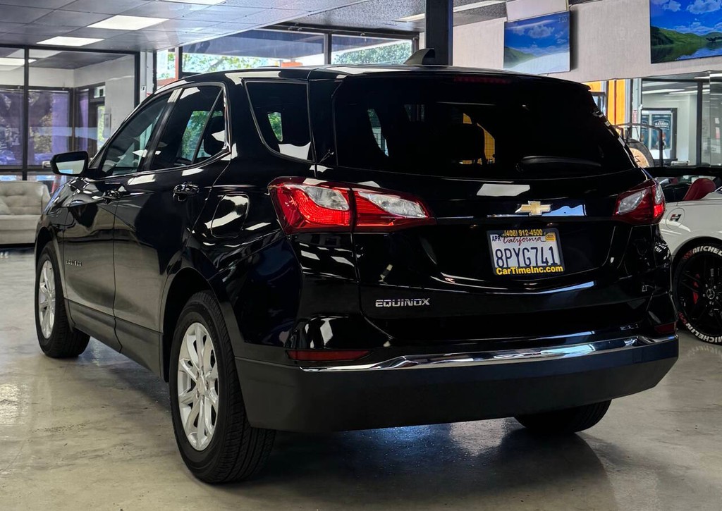 Chevrolet Equinox Vehicle Full-screen Gallery Image 08