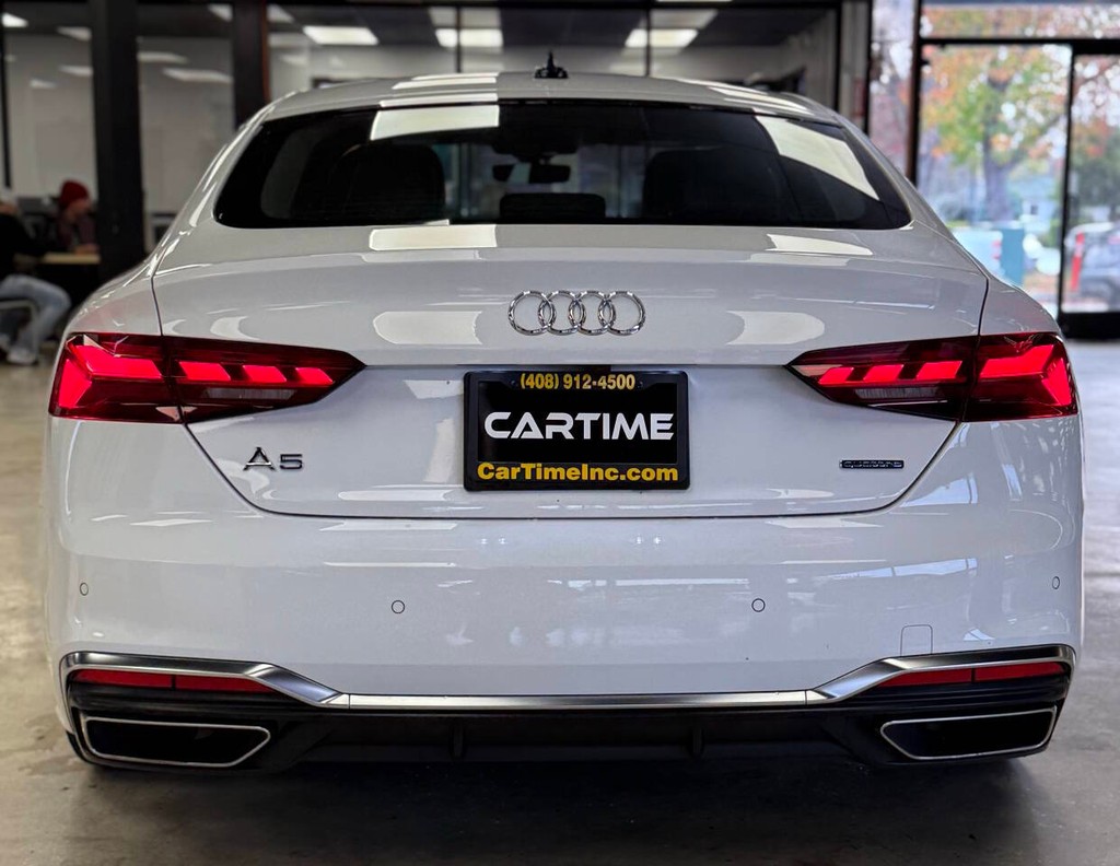 Audi A5 Sportback Vehicle Full-screen Gallery Image 06