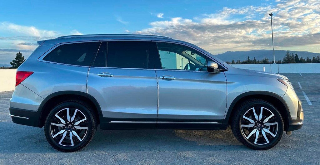 Honda Pilot Vehicle Full-screen Gallery Image 06