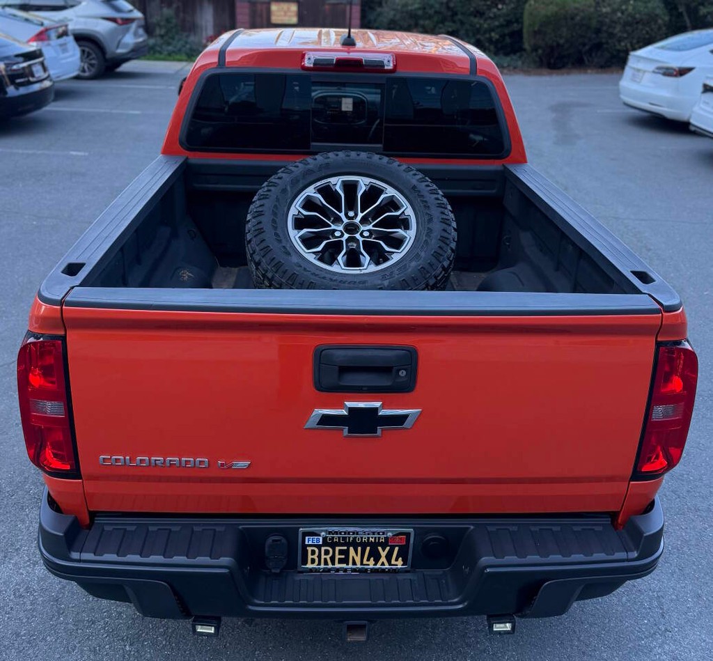 Chevrolet Colorado Vehicle Full-screen Gallery Image 07