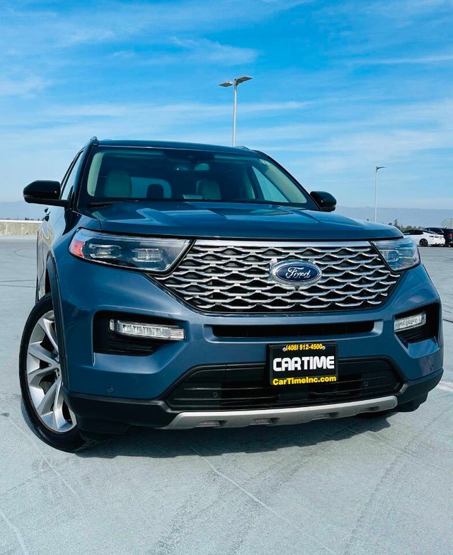 Ford Explorer Vehicle Full-screen Gallery Image 07