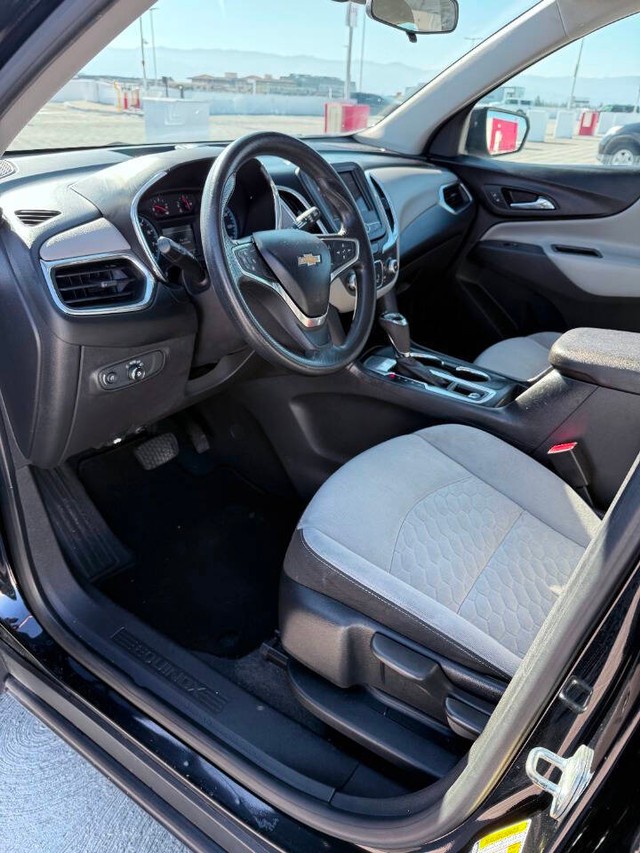 Chevrolet Equinox Vehicle Full-screen Gallery Image 07