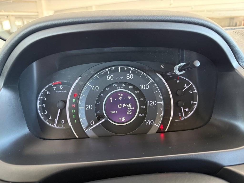 Honda CR-V Vehicle Full-screen Gallery Image 09