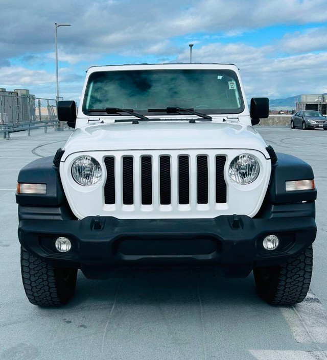 more details - jeep wrangler