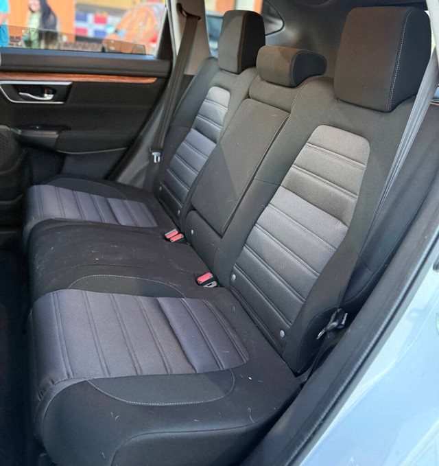 Honda CR-V Vehicle Full-screen Gallery Image 14