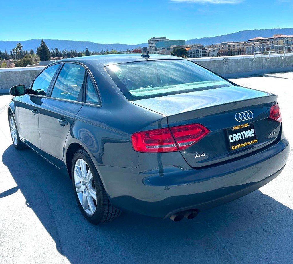 Audi A4 Vehicle Full-screen Gallery Image 04