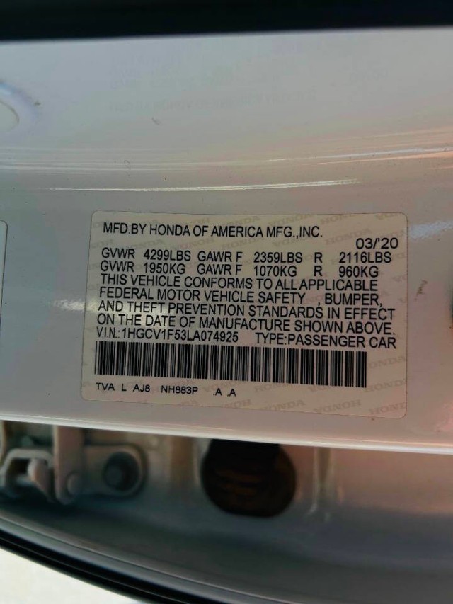 Honda Accord Sedan Vehicle Full-screen Gallery Image 17