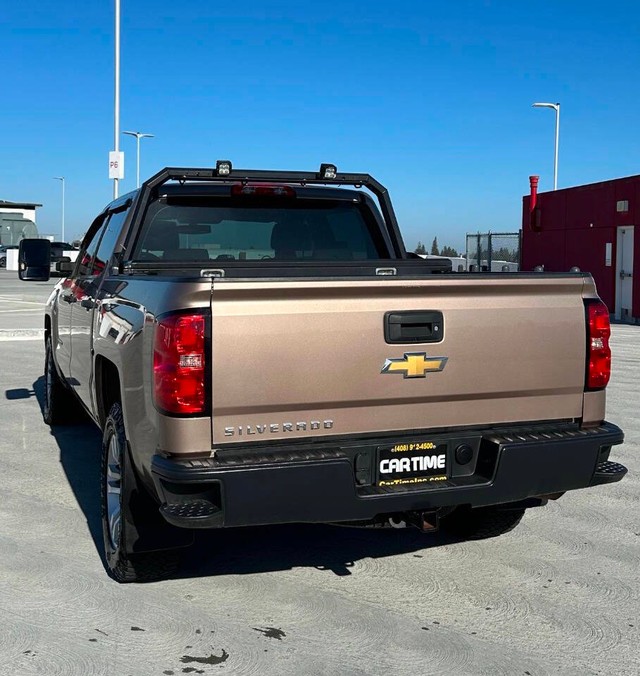 Chevrolet Silverado 1500 Vehicle Full-screen Gallery Image 03