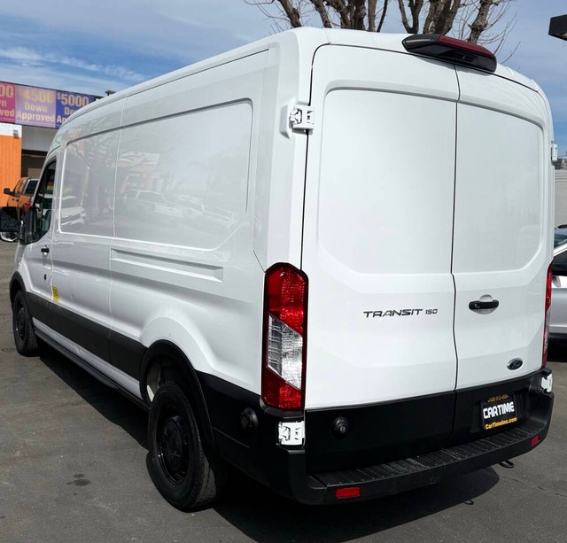 Ford Transit Cargo Van Vehicle Full-screen Gallery Image 06