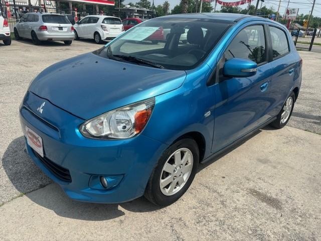 2015 Mitsubishi Mirage ES's photo