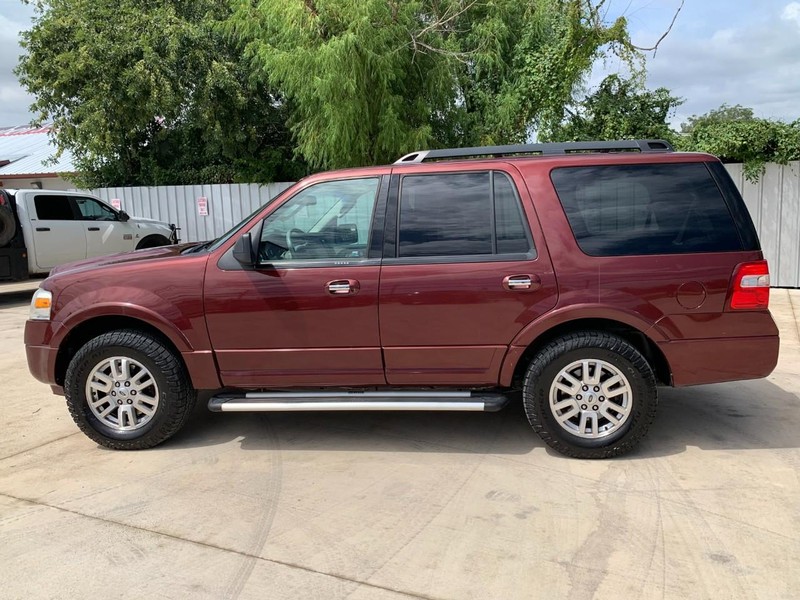 Ford Expedition Vehicle Image 02