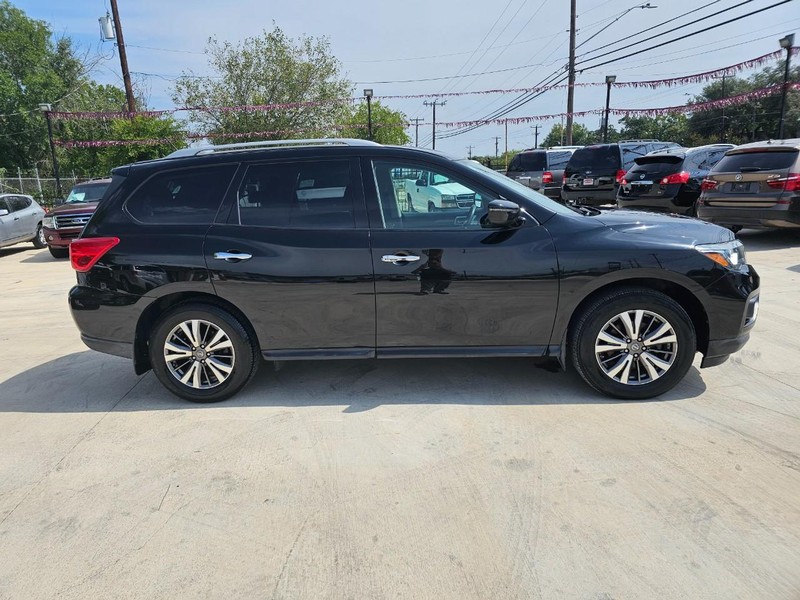 Nissan Pathfinder Vehicle Image 08