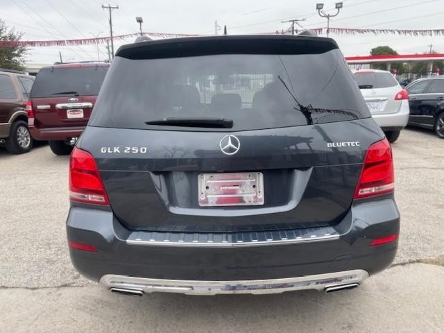 Mercedes-Benz GLK-Class Vehicle Image 04