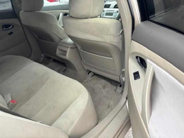 Toyota Camry Vehicle Image 15