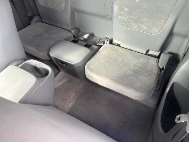 Toyota Tacoma Vehicle Image 14
