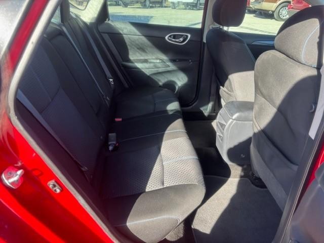Nissan Sentra Vehicle Image 16