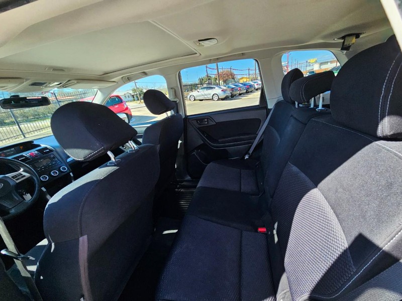 Subaru Forester Vehicle Image 17