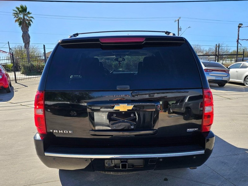 Chevrolet Tahoe Vehicle Image 04