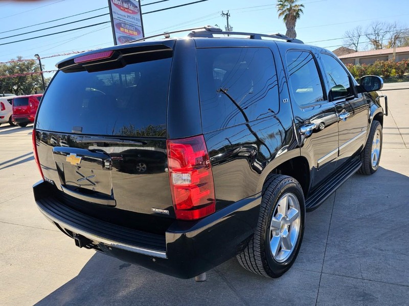 Chevrolet Tahoe Vehicle Image 06