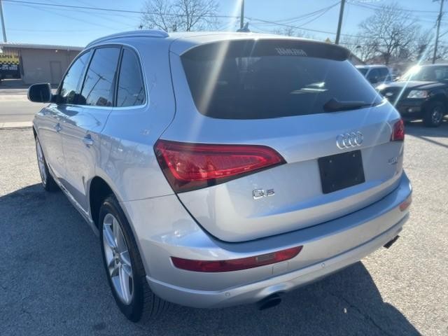 Audi Q5 Vehicle Image 03