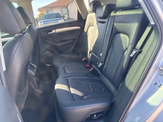 Audi Q5 Vehicle Image 14