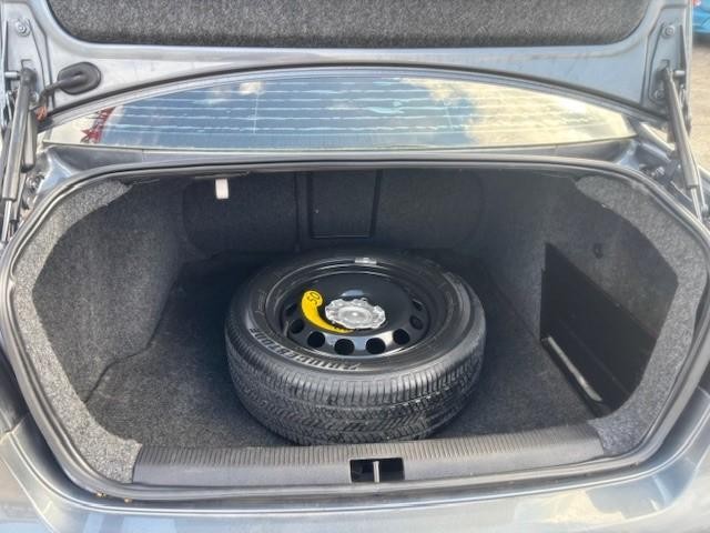 Volkswagen Jetta Sedan Vehicle Full-screen Gallery Image 20