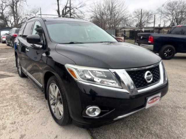 Nissan Pathfinder Vehicle Image 07