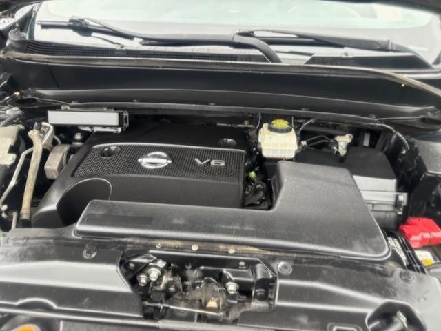 Nissan Pathfinder Vehicle Image 22