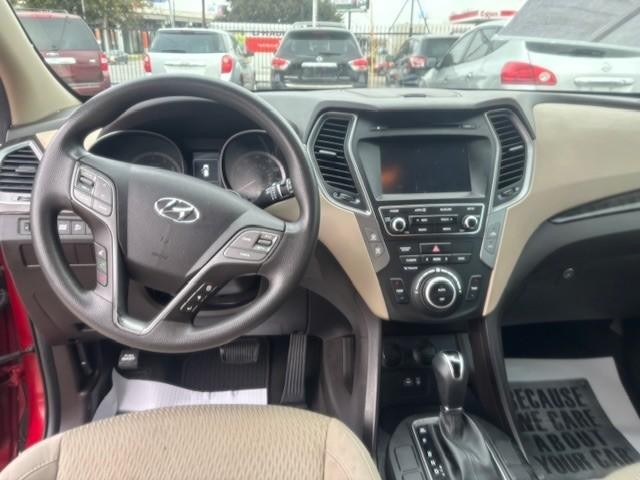 Hyundai Santa Fe Sport Vehicle Image 13