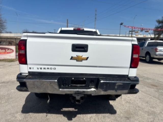 Chevrolet Silverado 2500HD Built After Aug 14 Vehicle Image 04