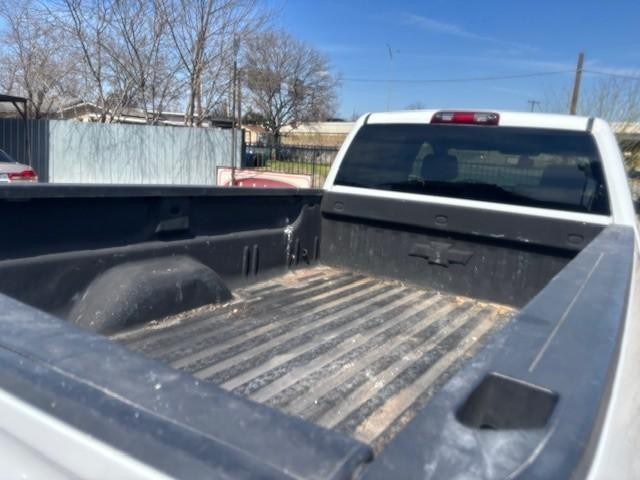 Chevrolet Silverado 2500HD Built After Aug 14 Vehicle Image 19