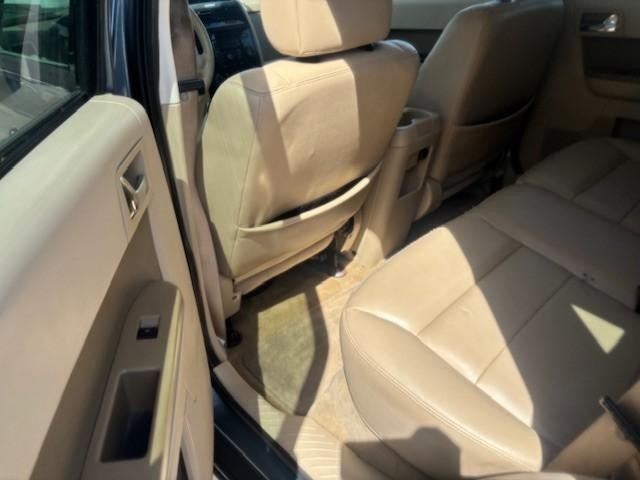 Ford Escape Vehicle Image 13