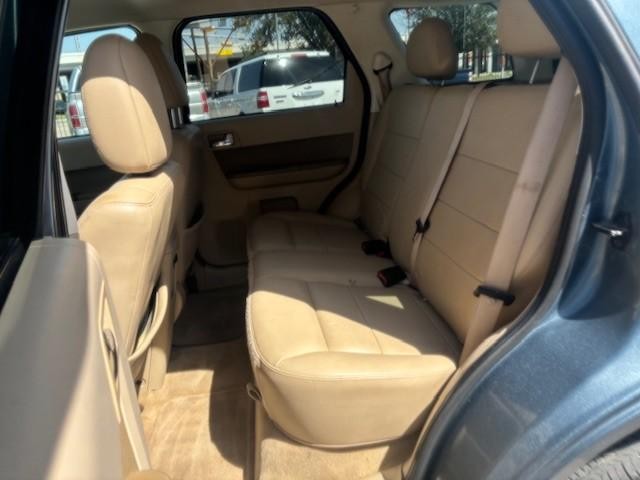 Ford Escape Vehicle Image 14