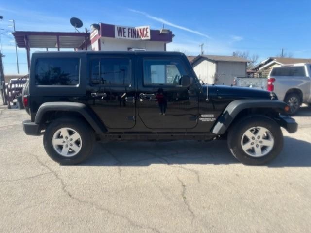Jeep Wrangler Unlimited Vehicle Image 06