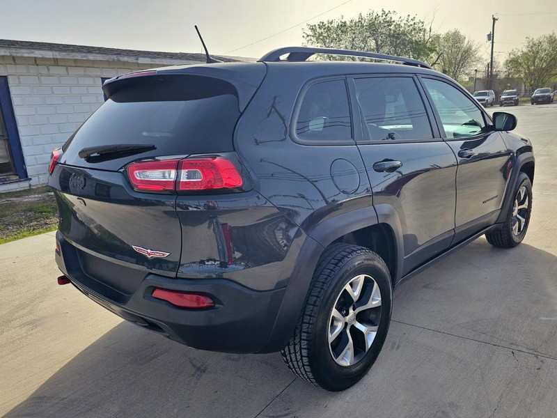 Jeep Cherokee Vehicle Image 07