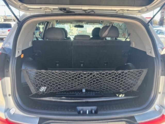 Kia Sportage Vehicle Image 19