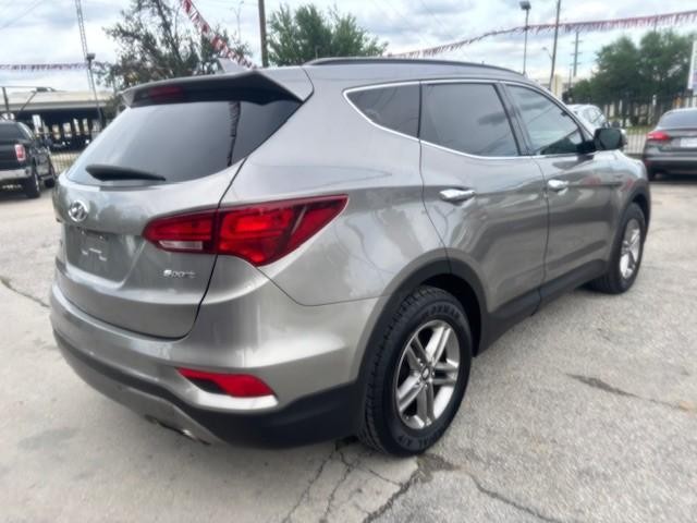Hyundai Santa Fe Sport Vehicle Image 05